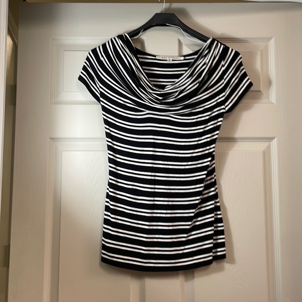 MAX STUDIO cotton short sleeved, cowl necked blouse, sized M
